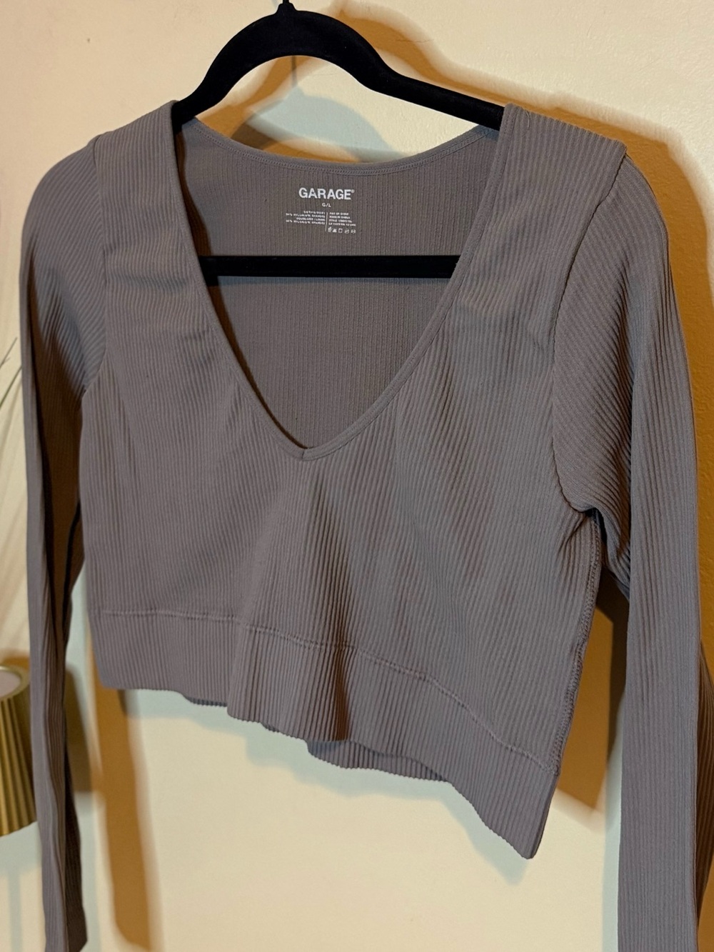 Garage Long Sleeve Ribbed V Neck Reversible Sonia Shirt in Gray Purple EUC 15”